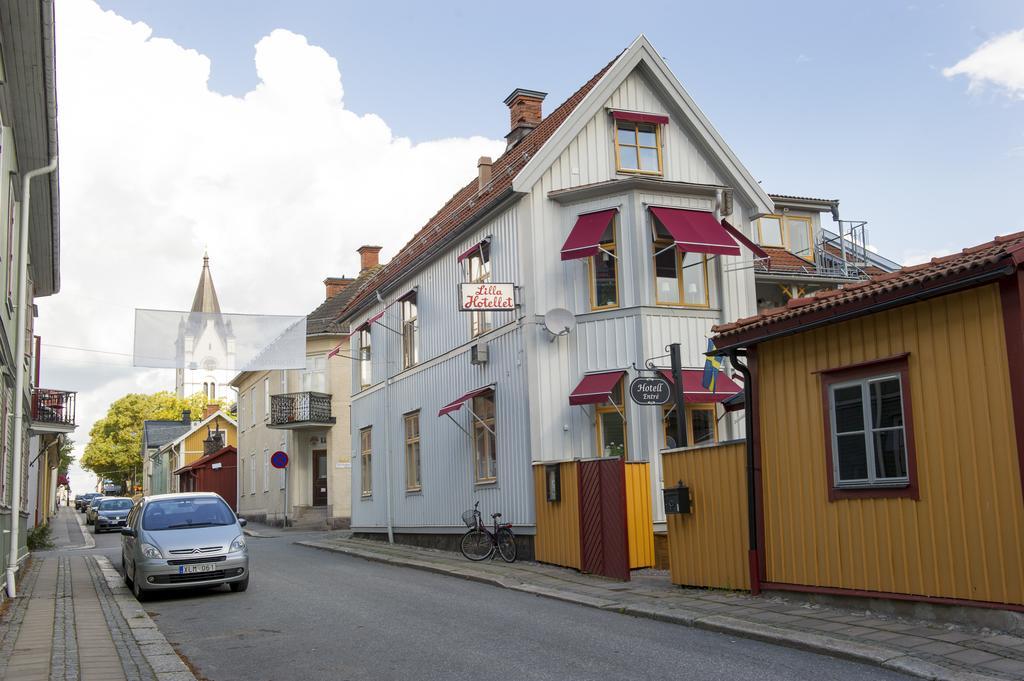 Lilla Hotellet i Nora Esterno foto